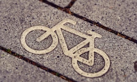 40 km Di Bici: il segno della bici sull'asfalto - Foto: Pixabay