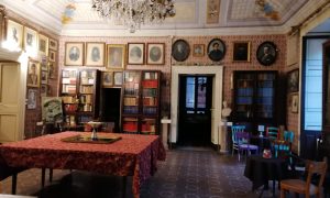 Il meraviglioso salone delle feste della Società Storica Catanese