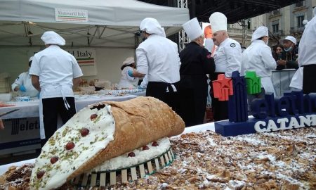 Torta Giganterealizzata da Ristoworld Italy per la raccolta fondi Telethon a Catania