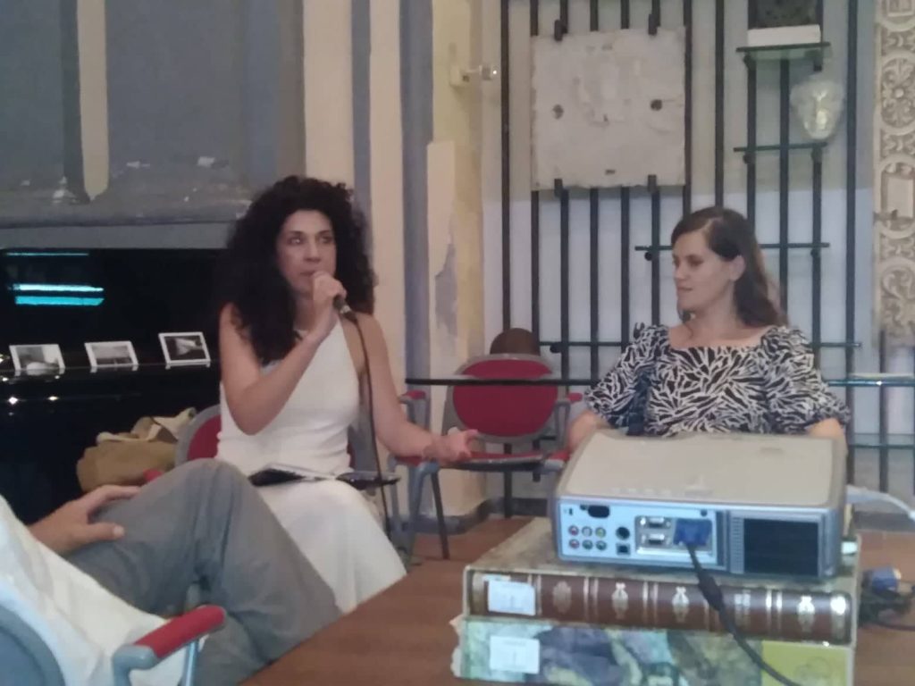 Lidia Papotto e Antonella Sannino all'incontro Fotografia come poesia tenutosi lo scorso 26 maggio ph Angela Strano