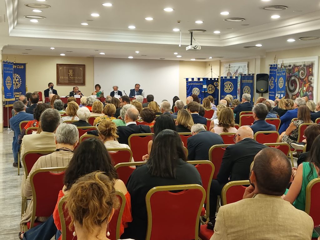 La serata di presentazione della conclusione del progetto " La lettura rende liberi" tenutosi a Catania il 15 giugno