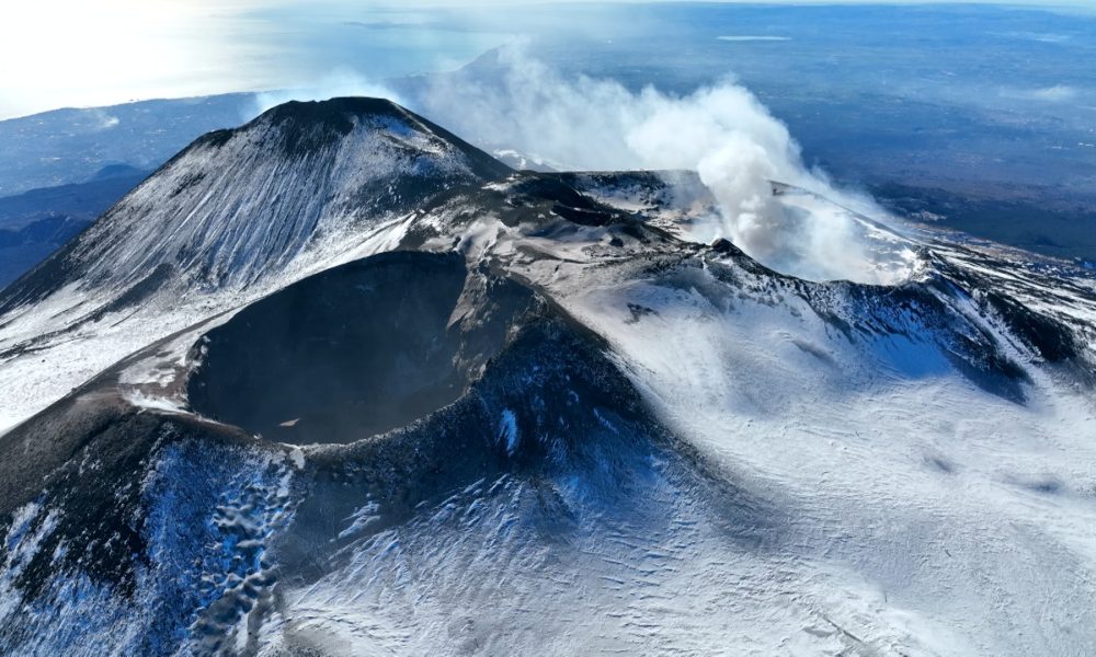 Etna Documentario Giapponese
