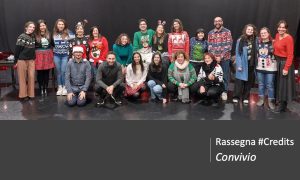 Gli allievi del I e del II anno della Scuola di Scrittura e Storytelling di Viagrande Studios insieme ai docenti Angelo D’Agosta e Manuela De Quarto