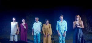 Lo spettacolo Metamorfosi con i-le protagonisti-e Fonte Facebook