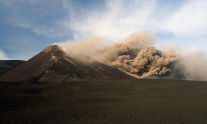 Etna laboratorio naturale per studiare vulcanismo venusiano