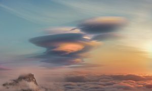 Countess of the Winds, lenticular clouds