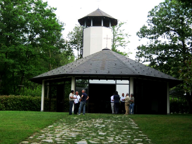 Borgo Ticino: Chiesa