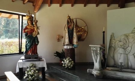 Borgo Ticino: le due statue della Madonna