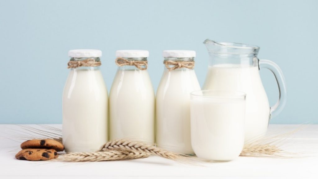 Lattari: Bottiglie Di Latte