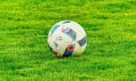 under 14: pallone su erbetta
