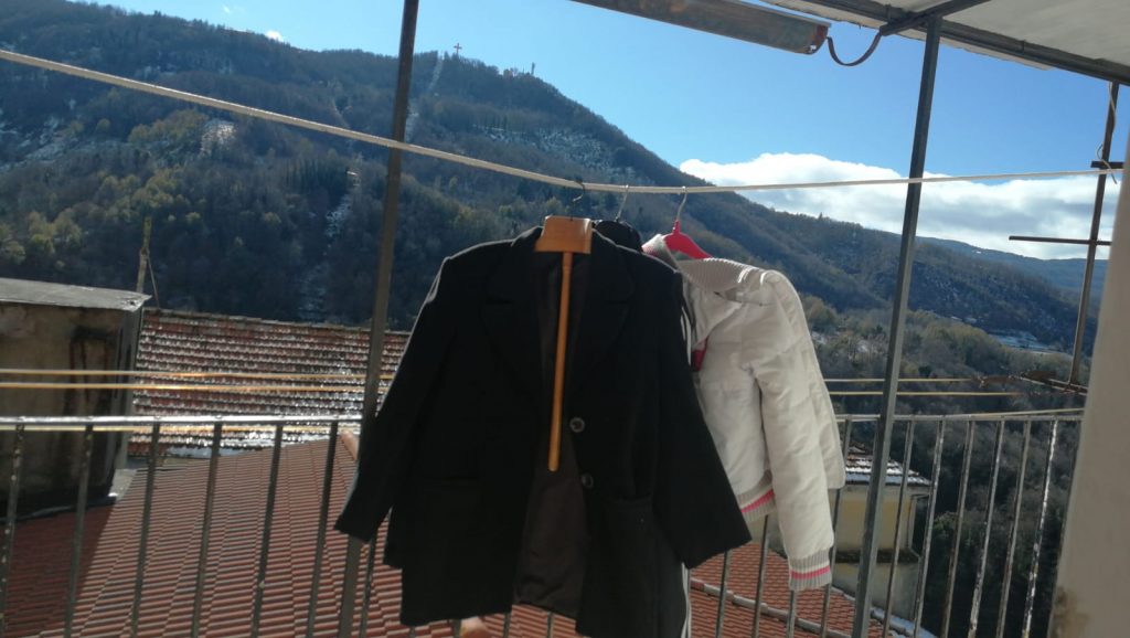 Giubbini Appesial freddo per eliminare le tarme