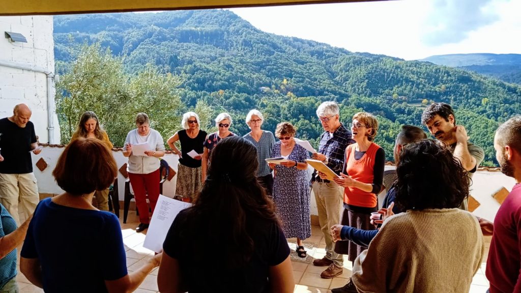 Canti Di Gruppo Felici E Conflenti