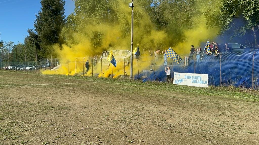 Giallo Blu Conflenti Donnici