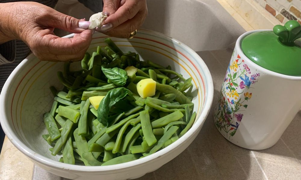 Vajaneddre E Patate Con Mani Mamma