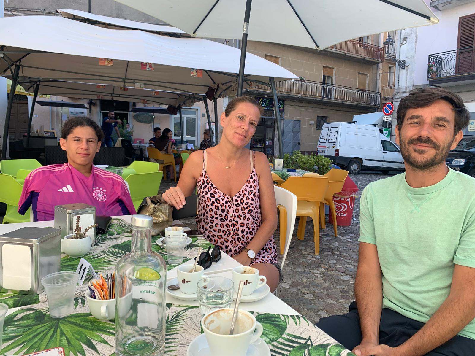 Stranges France Bar Visora