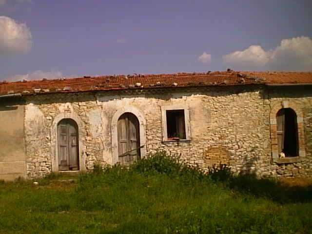 Il polesine - casa locale dimessa