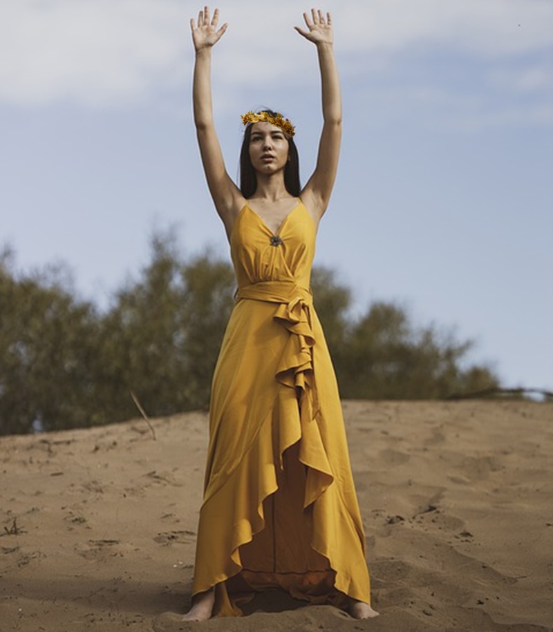 ninfa - sacerdotessa che fa un rito