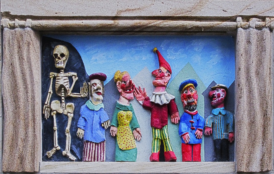 Il miglior burattinaio d’Italia - Teatro Di Burattini con il sipario