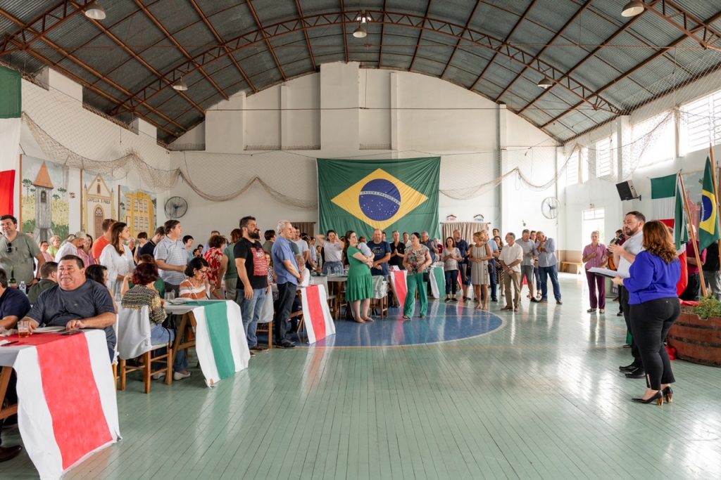 Associazione Internazionale Trevisani nel Mondo- Brasile in palestra
