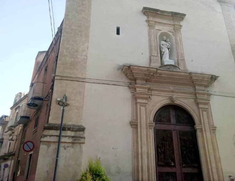 Chiesa Del Carmine