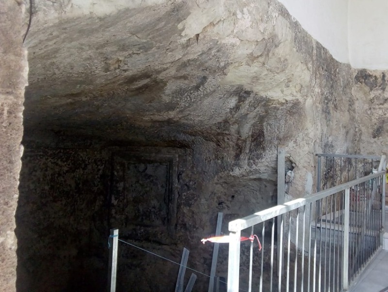 Grotta Di Passaneto Madonna Neve