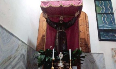 San Francesco Statua