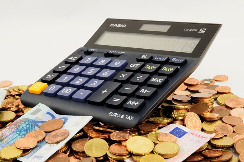 Contributi integrativi per canone - Euro e conti da fare