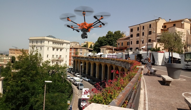 Droni su Frosinone - Drone sulla città