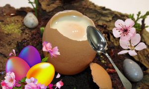 le uova stregate - Uovo Farcito con cucchiaino