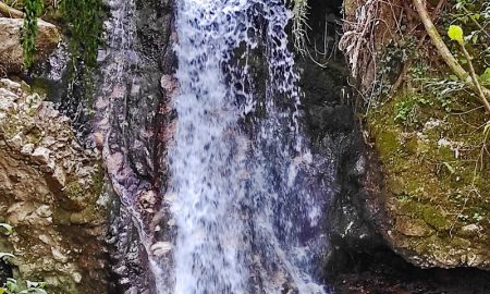 Fonte Foto Contrada Vallone - foto della cascata nel percorso trekking