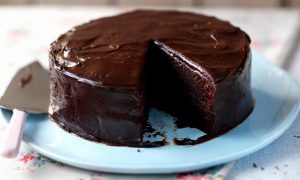 Torta alla Nutella - torta al Cacao tagliata