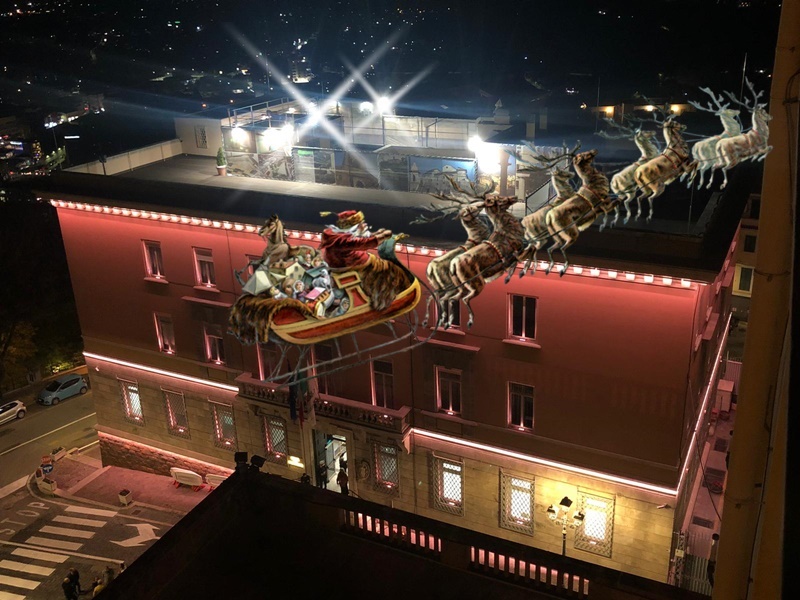 Il villaggio di Natale - Palazzo Munari e Babbo Natale