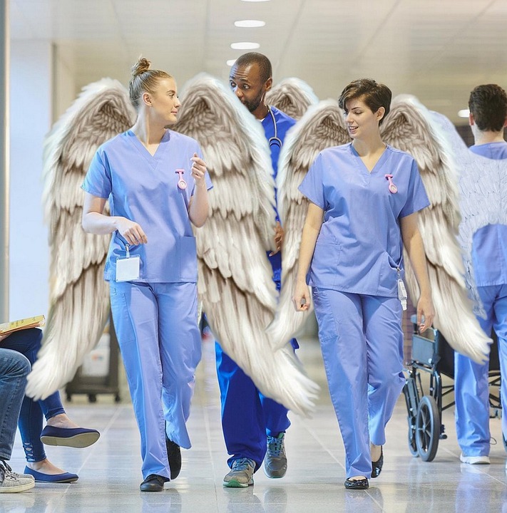 Vaccinazione ad accesso libero -  infermieri con le ali