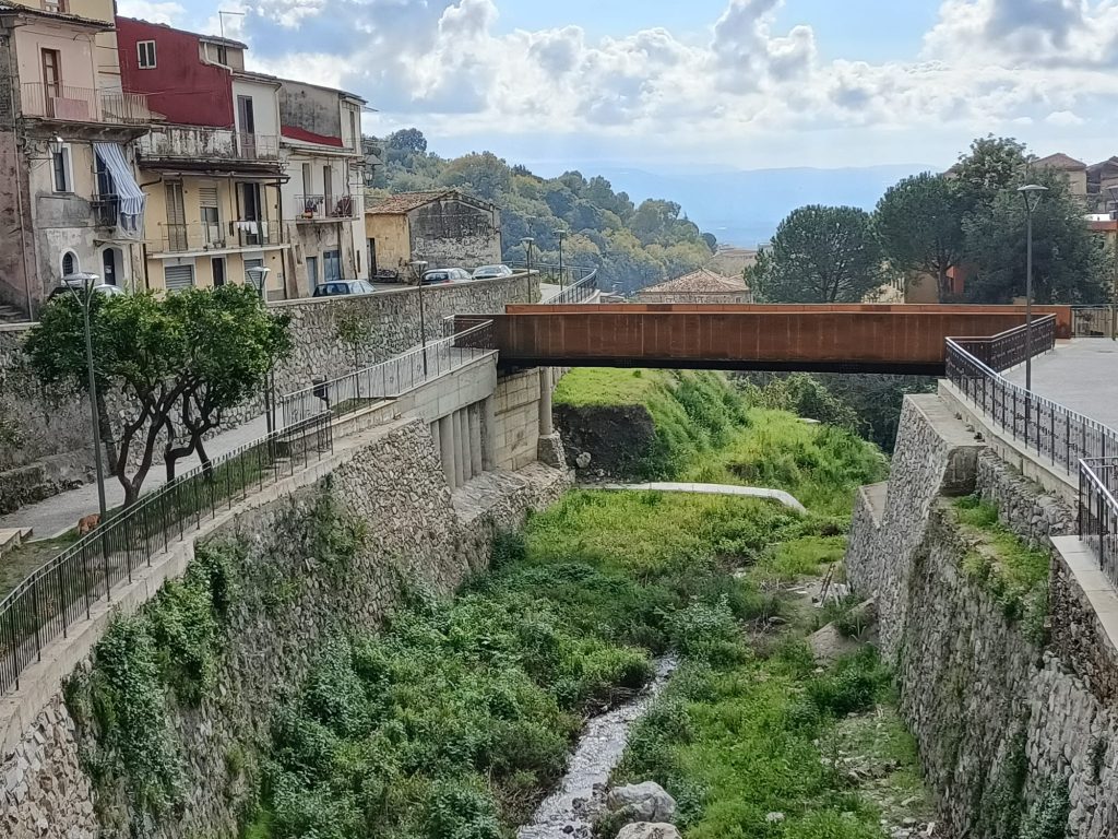 Ponte parco della Piedichiusa
