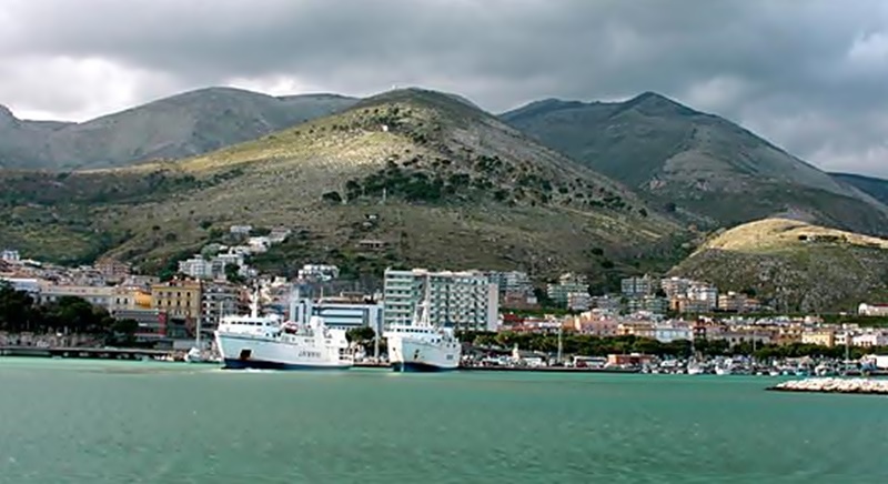 Annabella Sciorra - Veduta Sul Mare di Formia