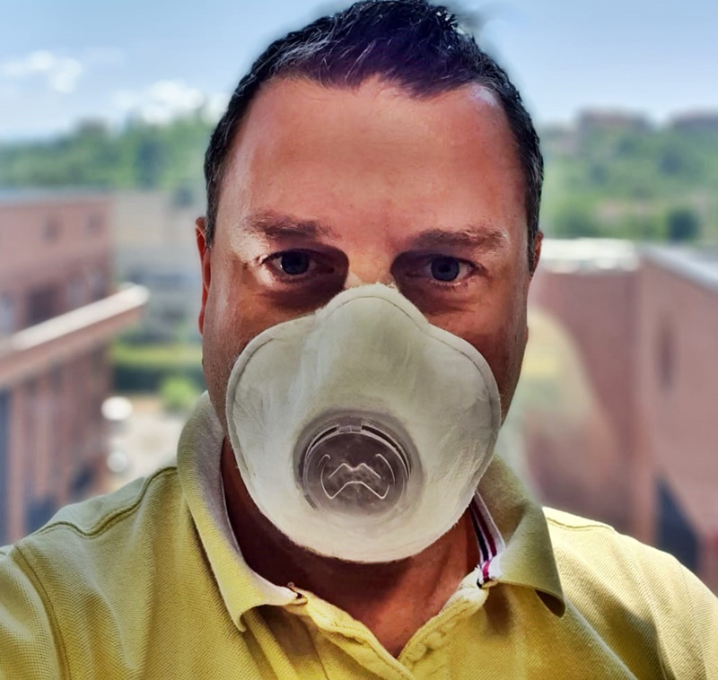 Wi-Mask - Luciano Palleschi con i suo brevetto