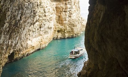 Parco regionale Riviera di Ulisse - immagine de Grotta Del Turco