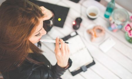 Latina Polo di eccellenza - Donna La Pc che lavora