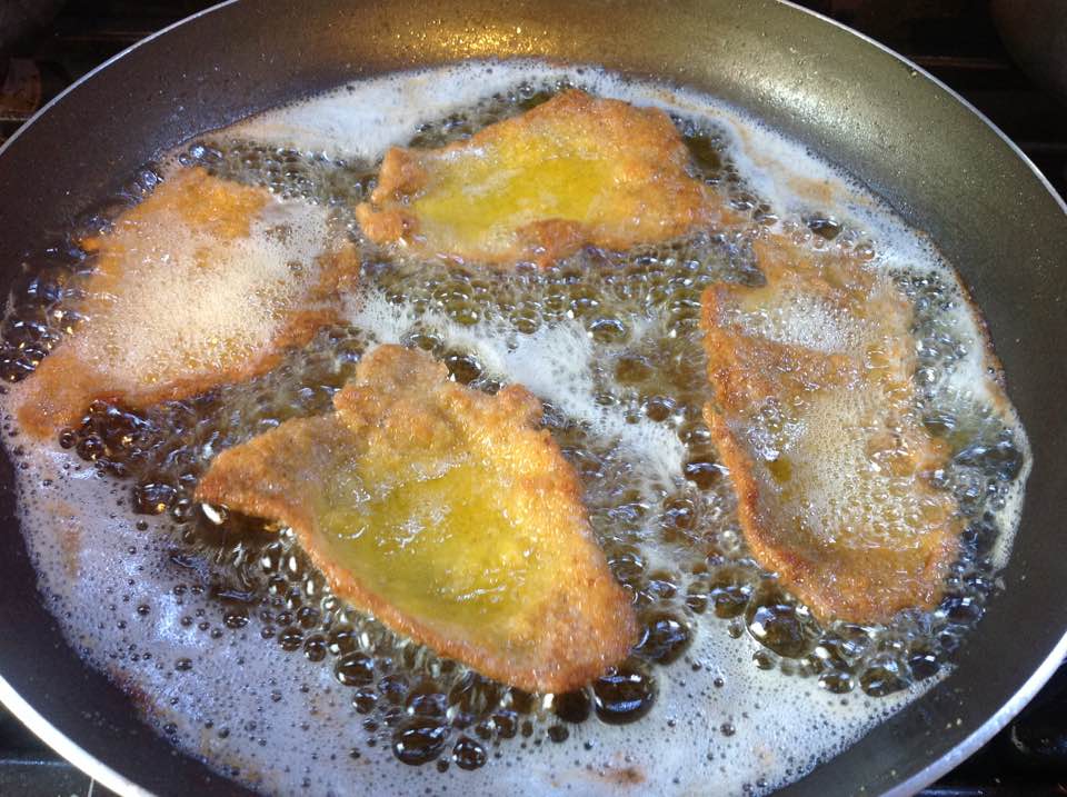 La Cotoletta Petroniana - Friggere la petroniana