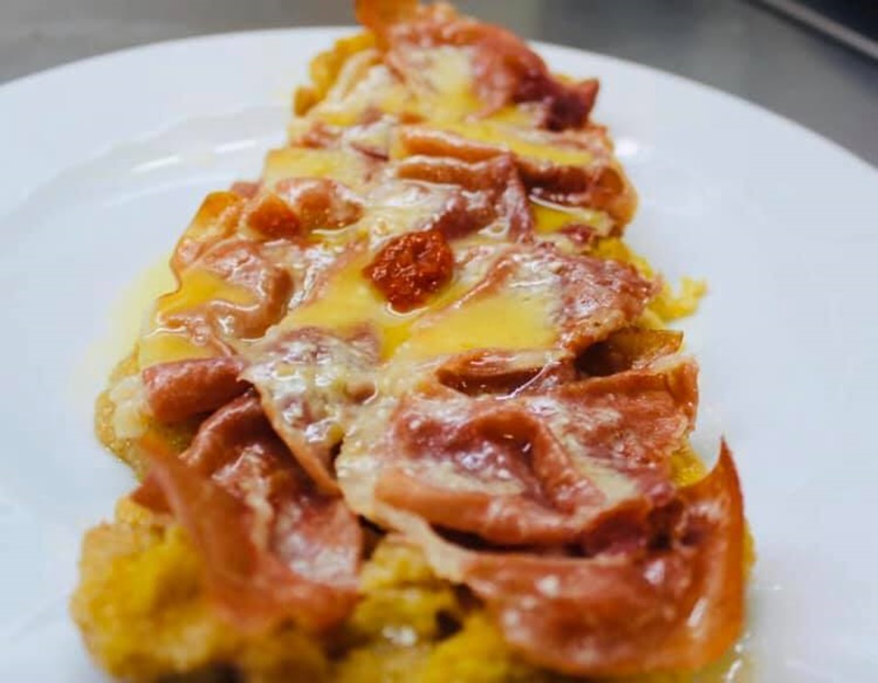 La cotoletta petroniana - Trattoria E Petroniana e le specialità