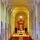 La cattedrale di Sezze - l'interno con balcchino