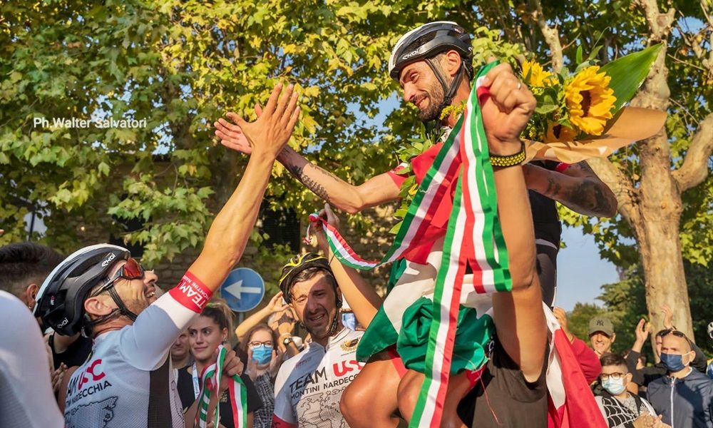 Cristian Nardecchia Campione del mondo - Nardecchia portato in trionfo