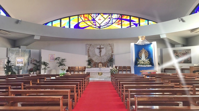 Parrocchia di Santa Domitilla - Santa Domitilla dall'interno