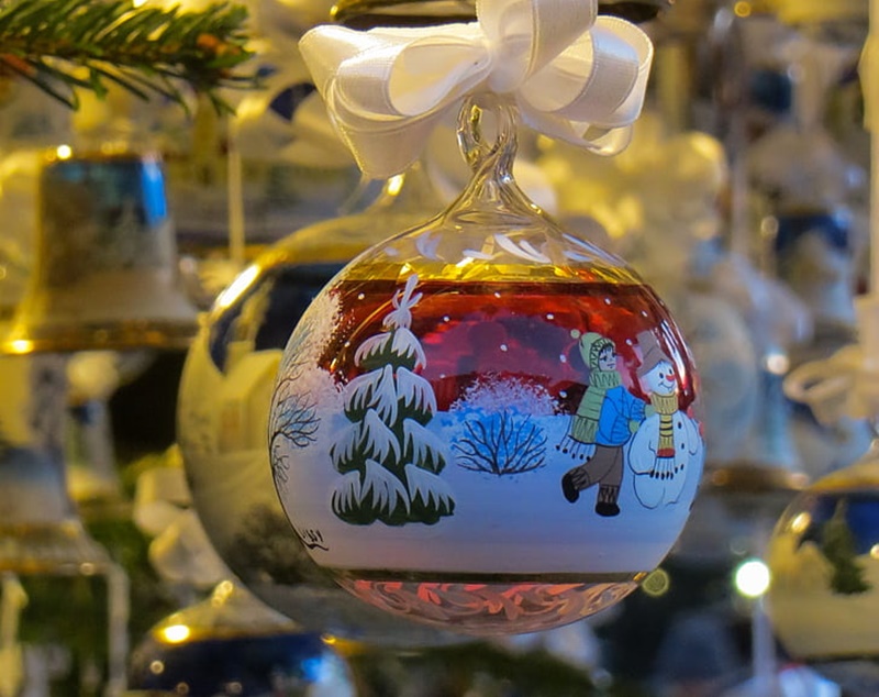 Itinerari di Natale nel Lazio - Palla Di Natale artigianale