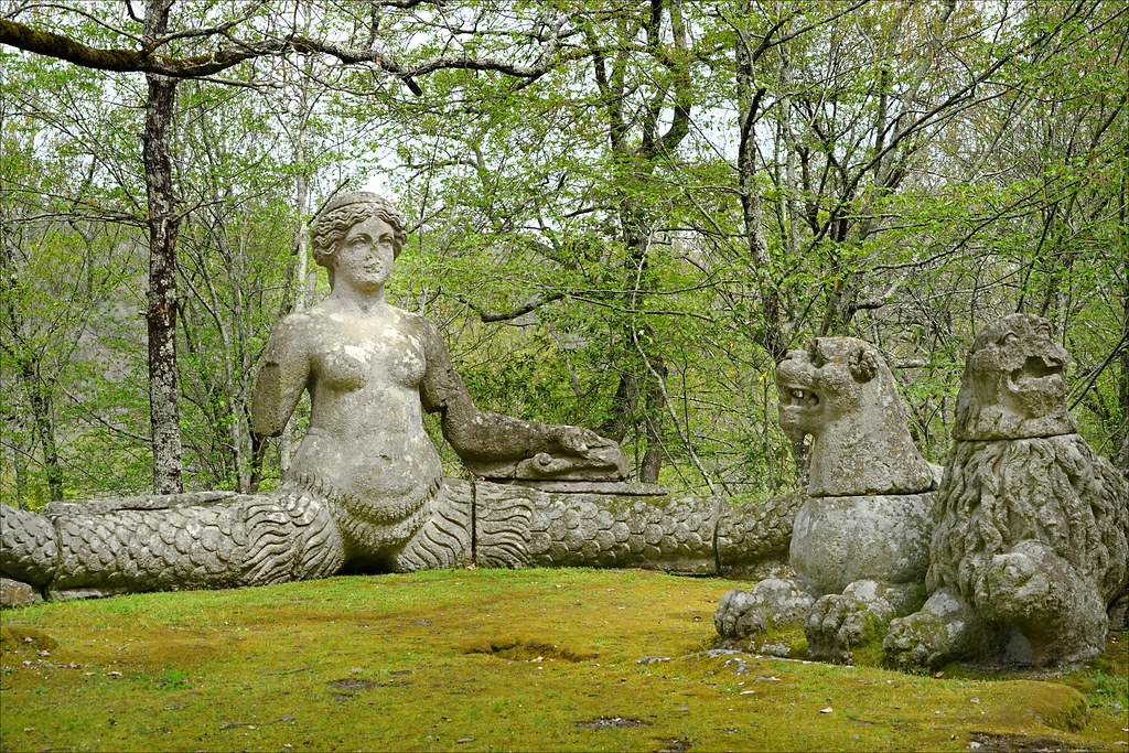 Donna Pesce - statua di Bomarzo