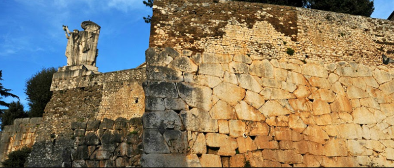 Il mistero delle mura ciclopiche - Mura megalitiche in foto