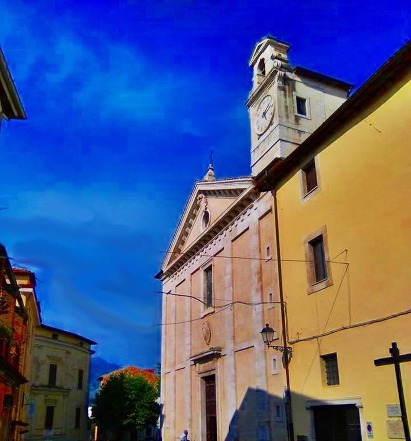 Chiesa di San Pietro di Sezze - Chiesa dalla piazza