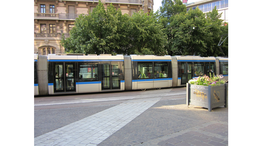 Un milione per il trasporto pubblico- metrobus in linea
