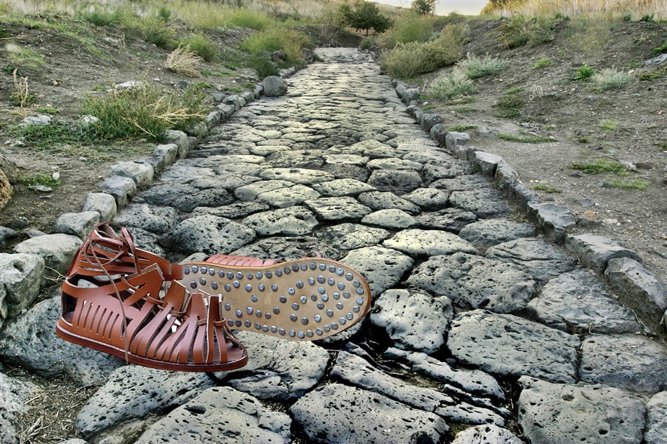 La via setina - Scarpe romane