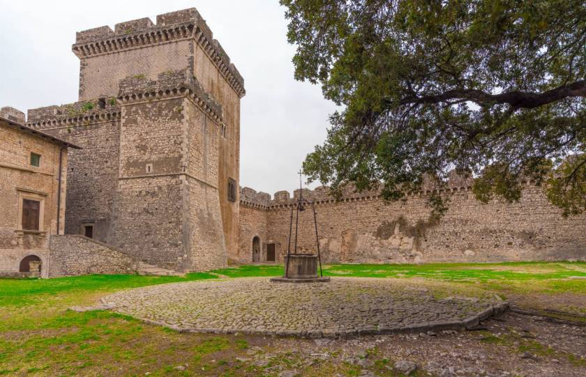Pasqua in Provincia di Latina - castello Caetani